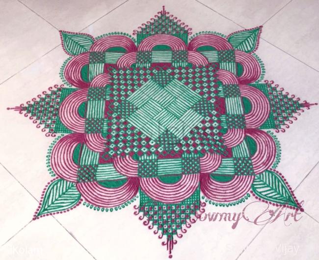 Rangoli: Padikolam