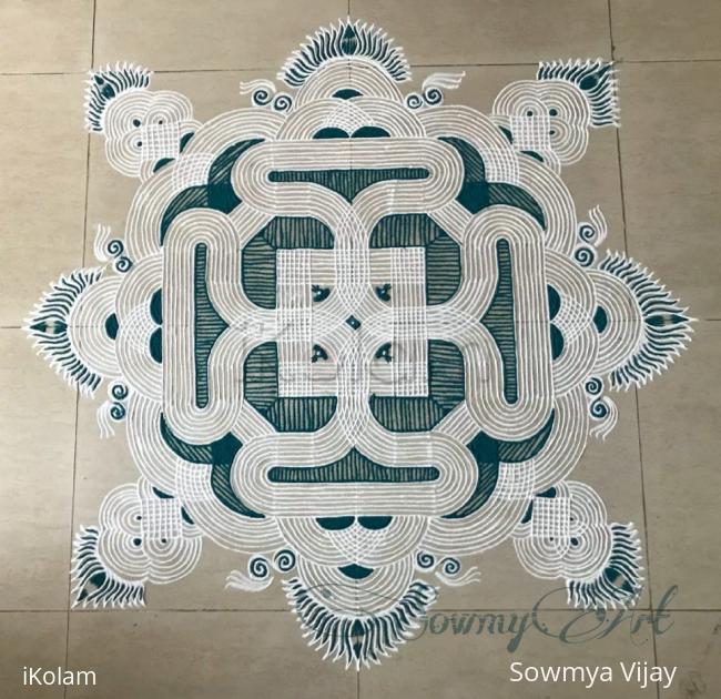 Rangoli: Aadi velli kolam