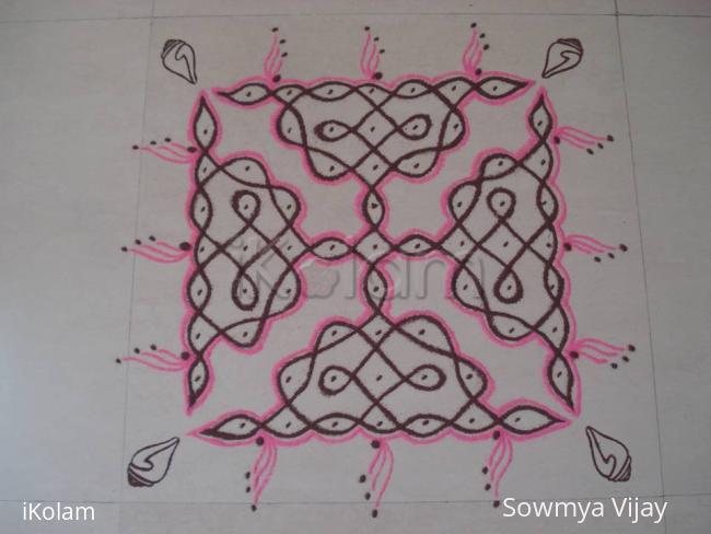 Rangoli: A simple kolam