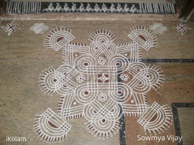 Rangoli: Padi Kolam