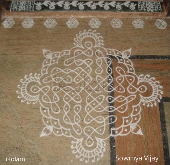 Rangoli: Dotted Kolam