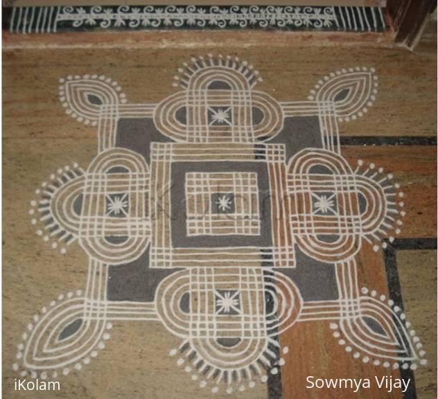 Rangoli: Navaratri Fifth  day kolam