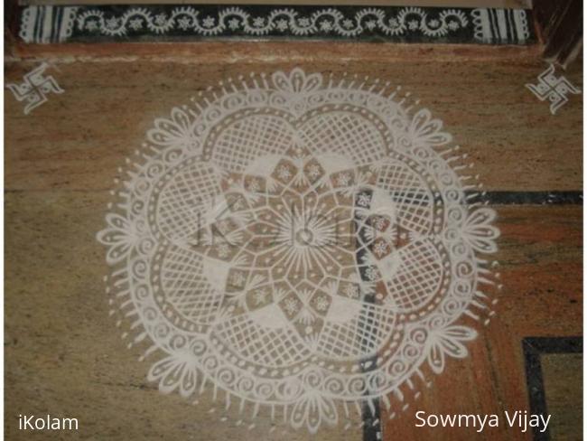 Rangoli: White Kolam