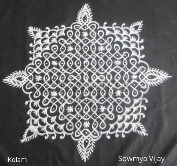 Rangoli: Chikku Kolam in Black and White