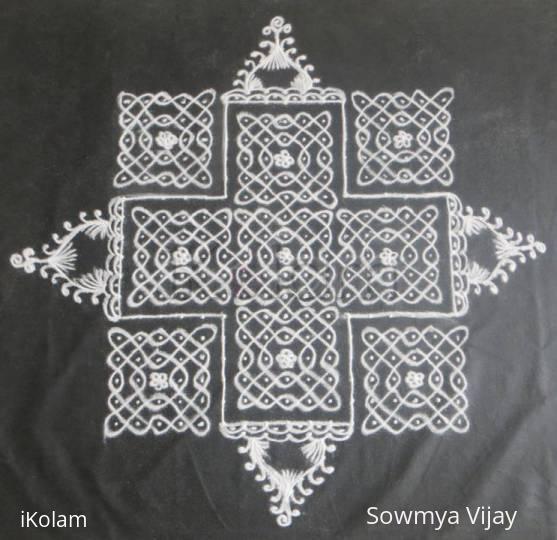 Rangoli: Chikku Kolam in Black and White