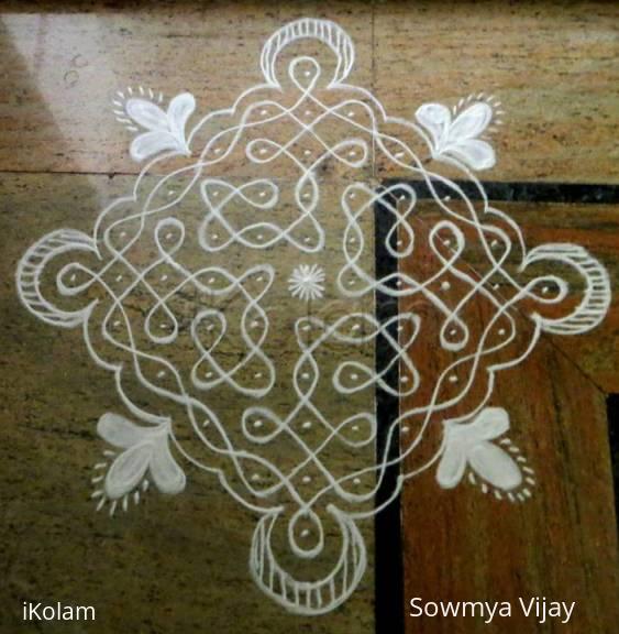 Rangoli: Chikku kolam