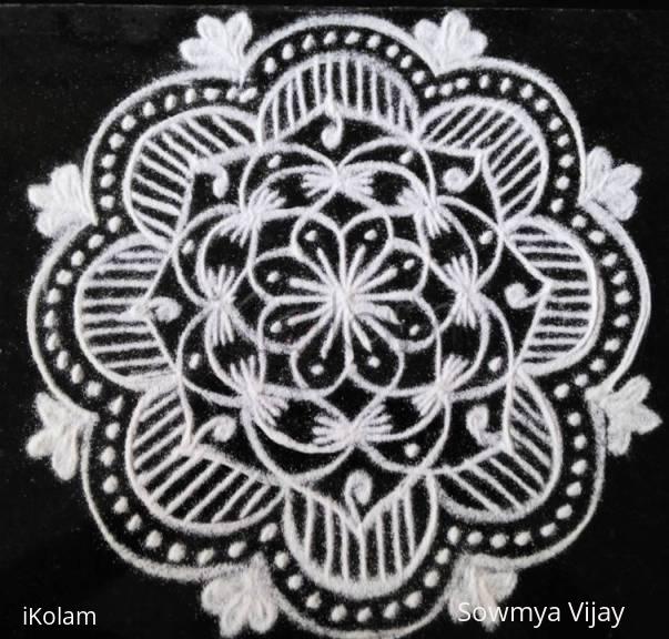 Rangoli: Freehand kolam black and white