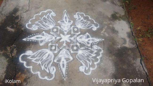 Rangoli: Karthigai special white beauty