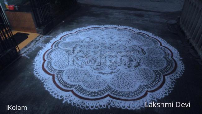 Rangoli: free hand kolam