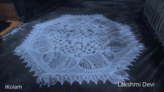 Rangoli: free hand kolam