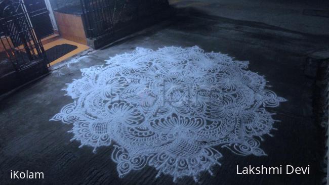 Rangoli: free hand kolam