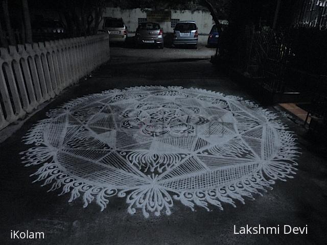 Rangoli: Margazhi kolam