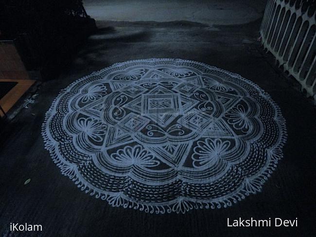 Rangoli: Freehand kolam