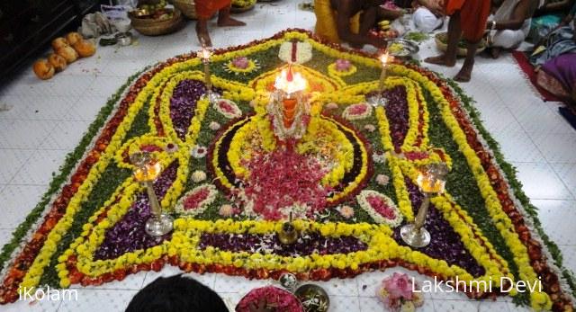 Rangoli: Flower rangoli