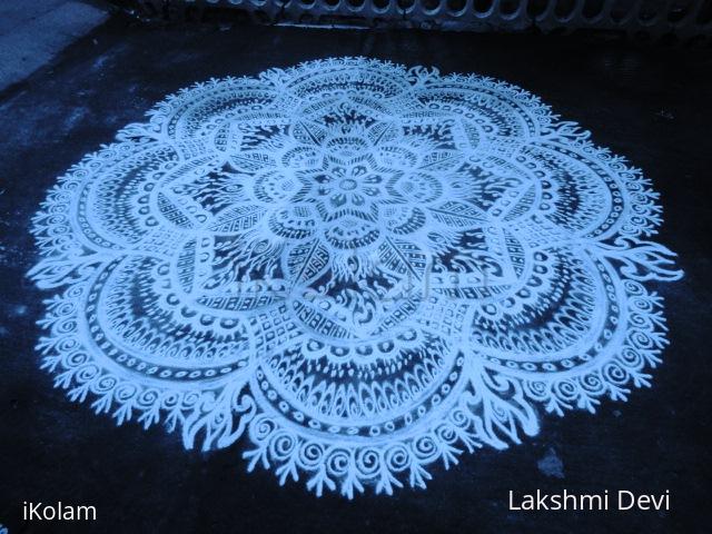 Rangoli: Margazhi kolam