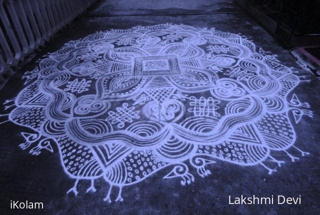 Rangoli: free hand kolam