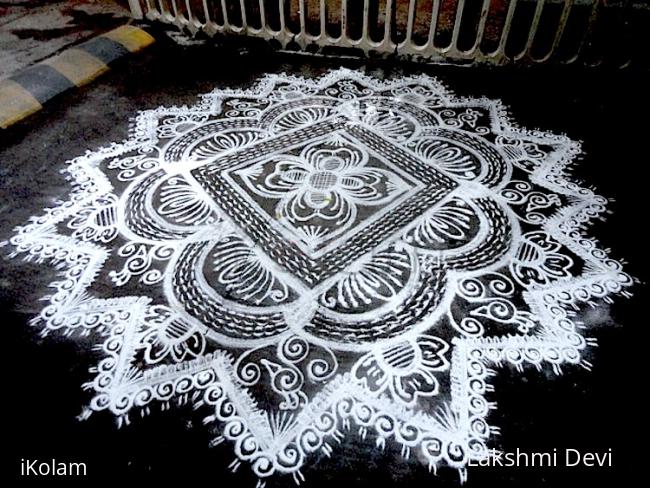 Rangoli: Free hand kolam