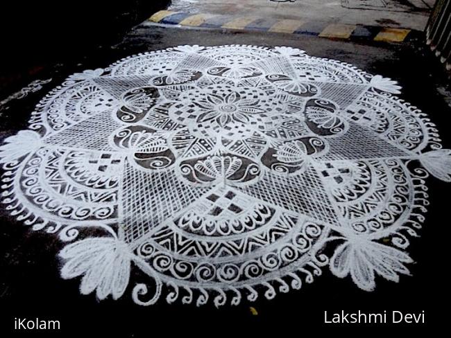 Rangoli: free hand kolam