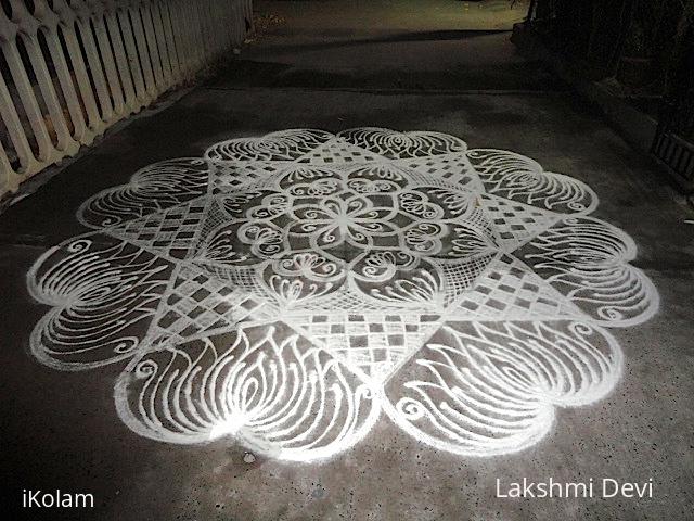 Rangoli: free hand kolam