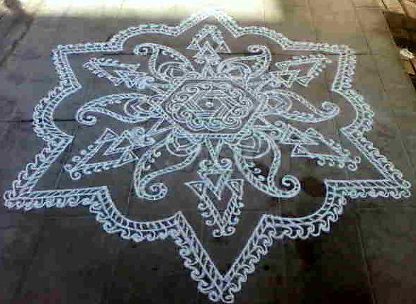 दिवाळीसाठी कोयरीची रांगोळी | Easy Diwali Kolam | Peacock Rangoli Design |  Koyari Rangoli Design - YouTube